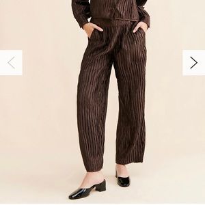 Native Youth Brown Crinkle Plisse Pants NWOT
